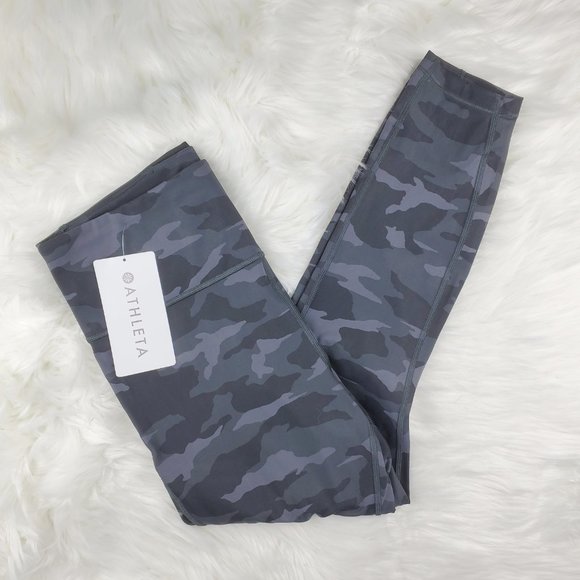 NWOT Athleta Black Ultimate Camo Leggings - Picture 9 of 9